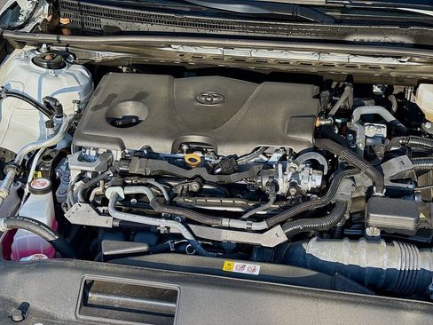 Used 2025 Toyota Camry XSE FWD image 36