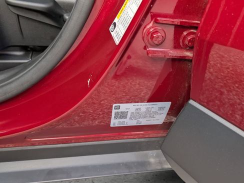 Certified 2024 Chevrolet Trax RS w/ Driver Confidence Package image 13