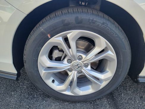 New 2026 Honda Accord LX image 10