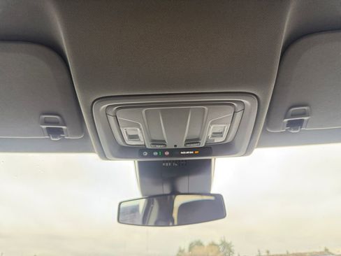 Certified 2025 Chevrolet Silverado 1500 LT image 24