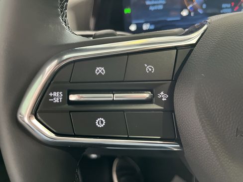 New 2026 Chevrolet Equinox LT FWD image 19