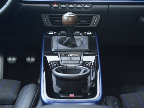 Certified 2026 Porsche 911 Carrera T RWD image 28