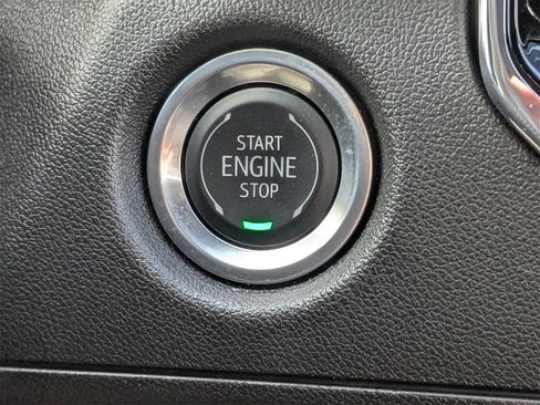 Used 2024 Chevrolet Colorado Trail Boss image 31