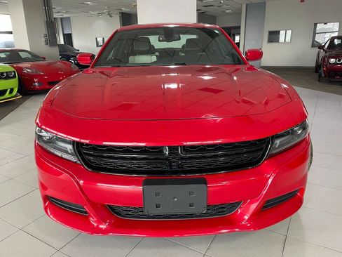Used 2015 Dodge Charger SXT w/ AWD Plus Group image 2
