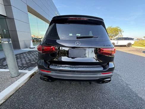 Used 2023 Mercedes-Benz GLB 35 AMG 4MATIC image 4