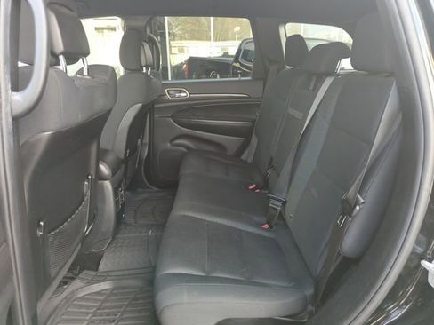 Used 2017 Jeep Grand Cherokee Laredo w/ Quick Order Package 23E image 27