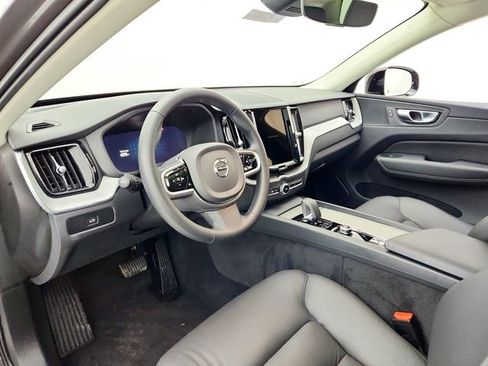 Certified 2025 Volvo XC60 B5 Plus image 20