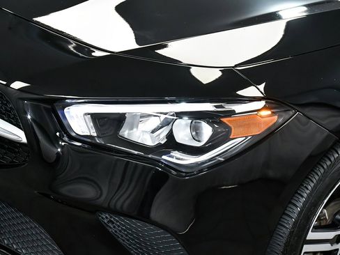 Used 2020 Mercedes-Benz CLA 250 4MATIC image 76