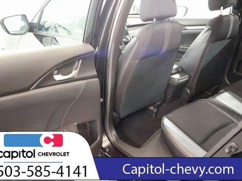 Used 2019 Honda Civic Sport image 25