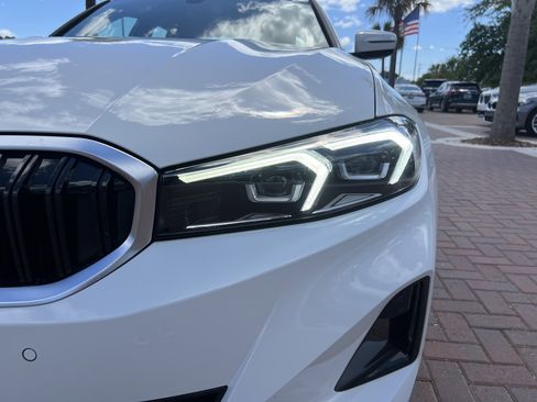 Certified 2024 BMW 330i Sedan RWD image 6