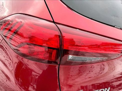 Certified 2021 Hyundai Tucson SE image 29