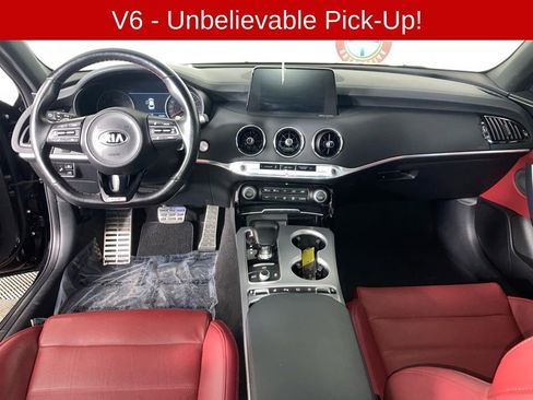 Used 2019 Kia Stinger GT2 image 8