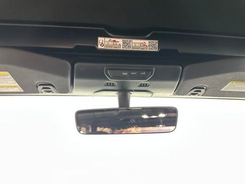 Used 2023 Jeep Wrangler Unlimited w/ 8.4" Radio Group image 24