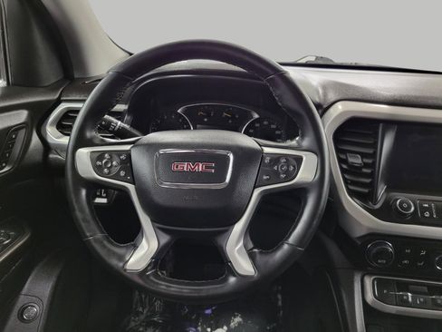 Used 2023 GMC Acadia SLT w/ Elevation Edition image 5