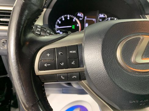 Used 2020 Lexus GX 460 Premium w/ Premium Package AWD/4WD image 19