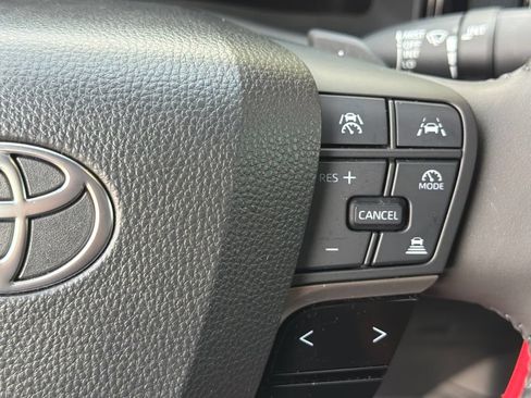 Used 2025 Toyota Camry XSE FWD image 26