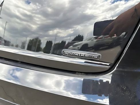 Used 2020 Audi Q8 Prestige AWD/4WD image 11