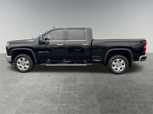 Used 2023 Chevrolet Silverado 2500 LTZ image 2