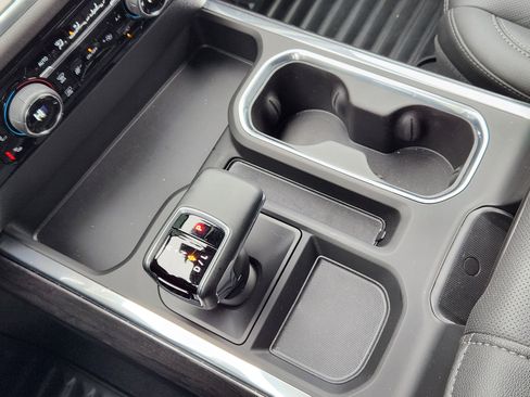 Certified 2025 Chevrolet Silverado 1500 LTZ w/ LTZ Premium Texas Edition image 21