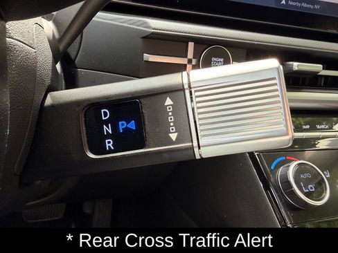 Certified 2025 Hyundai Santa Fe XRT AWD/4WD image 22