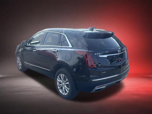 Certified 2020 Cadillac XT5 Premium Luxury AWD/4WD image 3