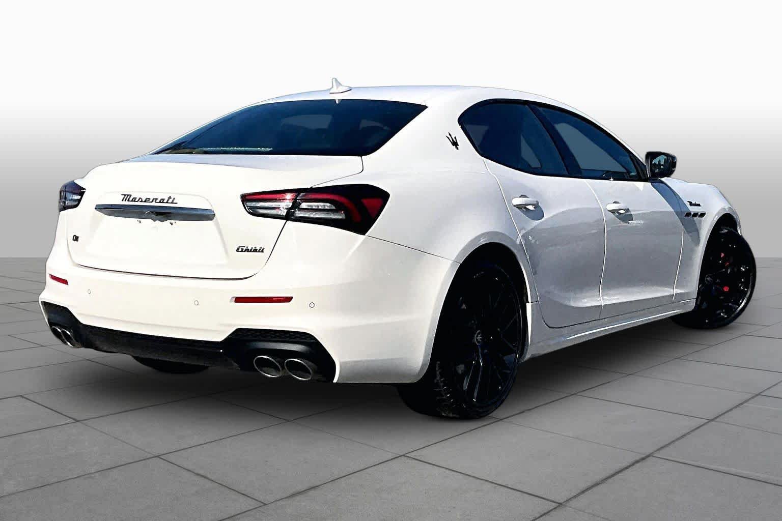 Used 2024 Maserati Ghibli Modena Ultima Q4 AWD/4WD image 13