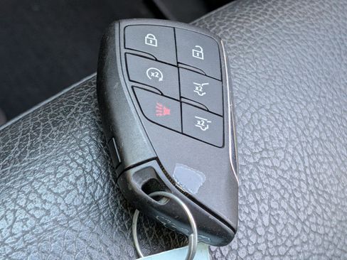 Certified 2022 GMC Yukon XL Denali AWD/4WD image 33