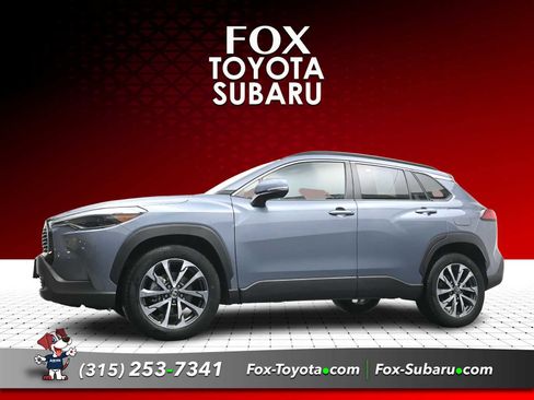 Used 2023 Toyota Corolla Cross XLE w/ Convenience Package image 1