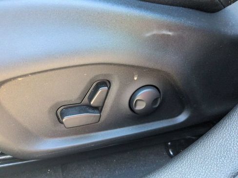 Used 2024 Jeep Compass Limited w/ Sun and Sound Group AWD/4WD image 19