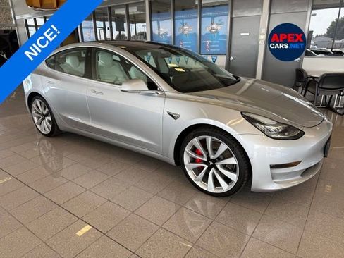 Used 2018 Tesla Model 3 Long Range image 1