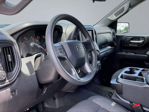 Used 2025 Chevrolet Silverado 1500 Custom Trail Boss w/ LPO, Dark Essentials Package AWD/4WD image 14