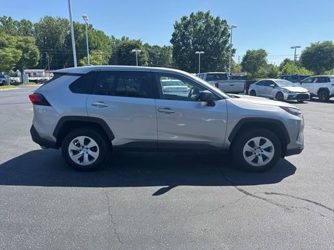 Used 2024 Toyota RAV4 LE AWD/4WD image 2