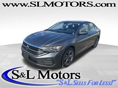 Used 2024 Volkswagen Jetta SE