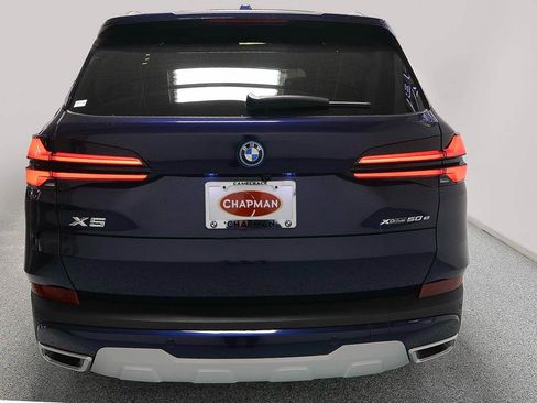 Used 2026 BMW X5 xDrive50e AWD/4WD image 4