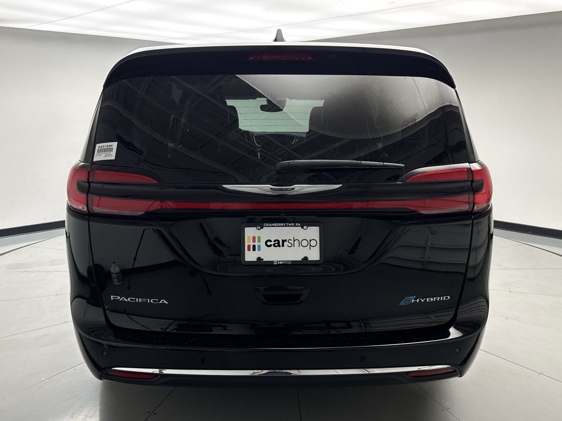 Used 2024 Chrysler Pacifica Limited FWD image 4