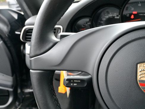 Used 2015 Porsche 911 Carrera image 26