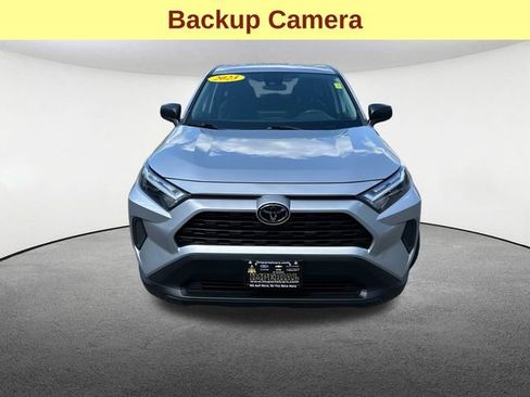 Used 2023 Toyota RAV4 LE AWD/4WD image 4