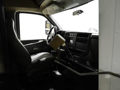 Used 2007 Chevrolet Express 3500 w/ School Bus Package RWD image 15