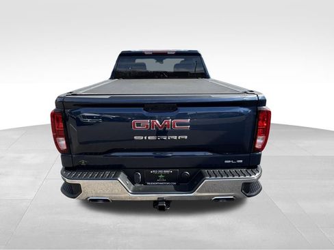 Used 2023 GMC Sierra 1500 SLE image 9