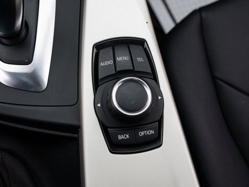 Used 2015 BMW 320i xDrive Sedan image 19