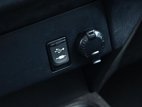 Used 2016 Toyota RAV4 LE image 21