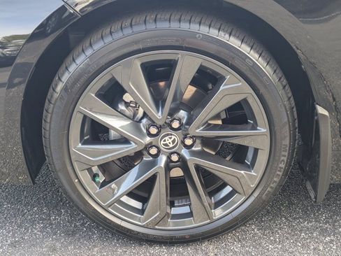 Used 2026 Toyota Corolla SE image 11