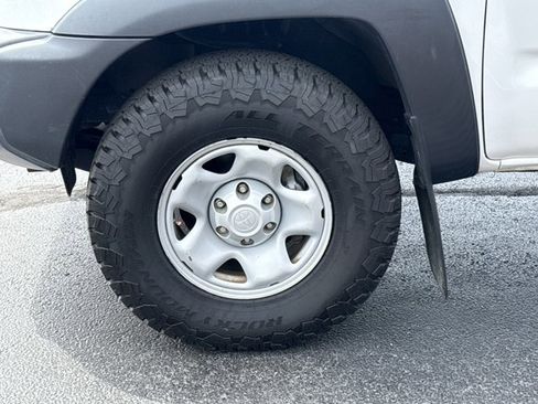 Used 2013 Toyota Tacoma PreRunner RWD image 8