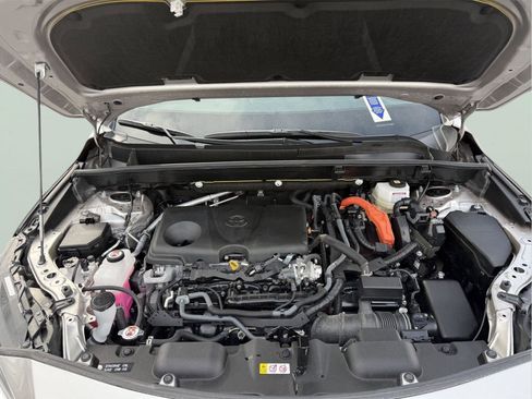 Used 2024 Toyota Venza Limited image 30