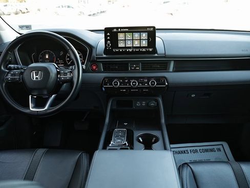 Certified 2025 Honda Pilot EX-L image 27