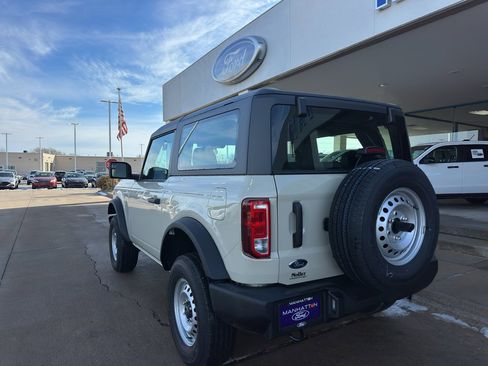 New 2025 Ford Bronco 2-Door image 6