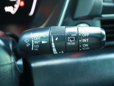 Certified 2025 Honda Pilot Sport image 29