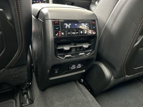 Used 2023 Jeep Grand Cherokee L Summit AWD/4WD image 18