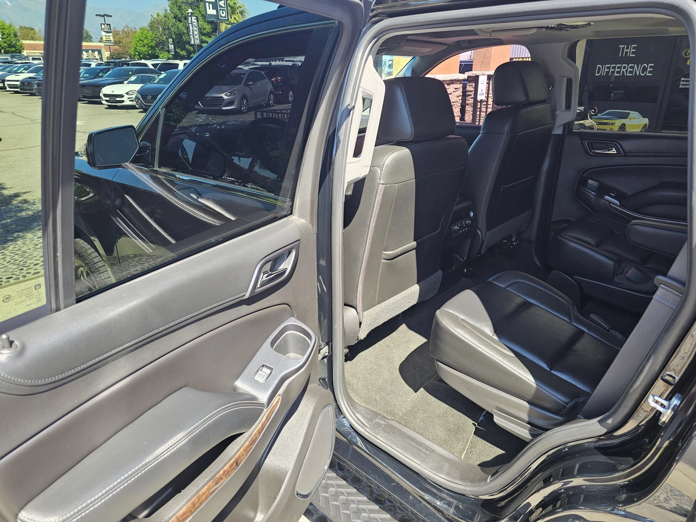 Used 2018 Chevrolet Tahoe LT AWD/4WD image 19