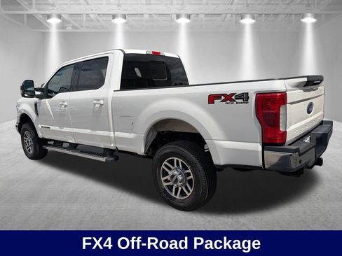 Used 2019 Ford F350 Lariat w/ Lariat Ultimate Package AWD/4WD image 3